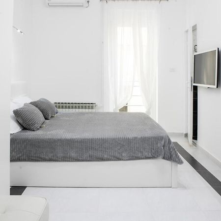 Natalie'S Studio Apartment Belgrade Exterior photo